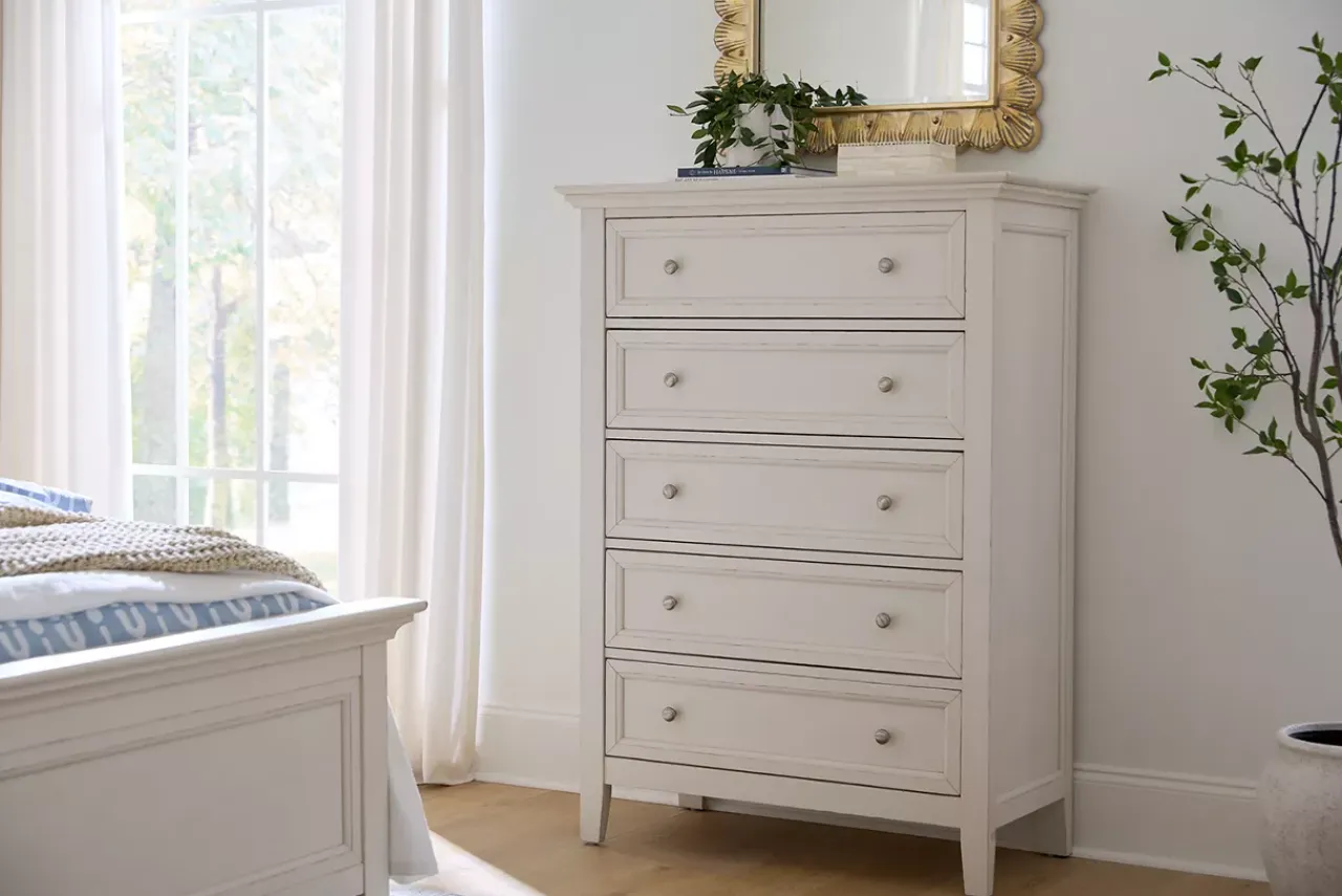 Havertys Ashebrooke Chest New