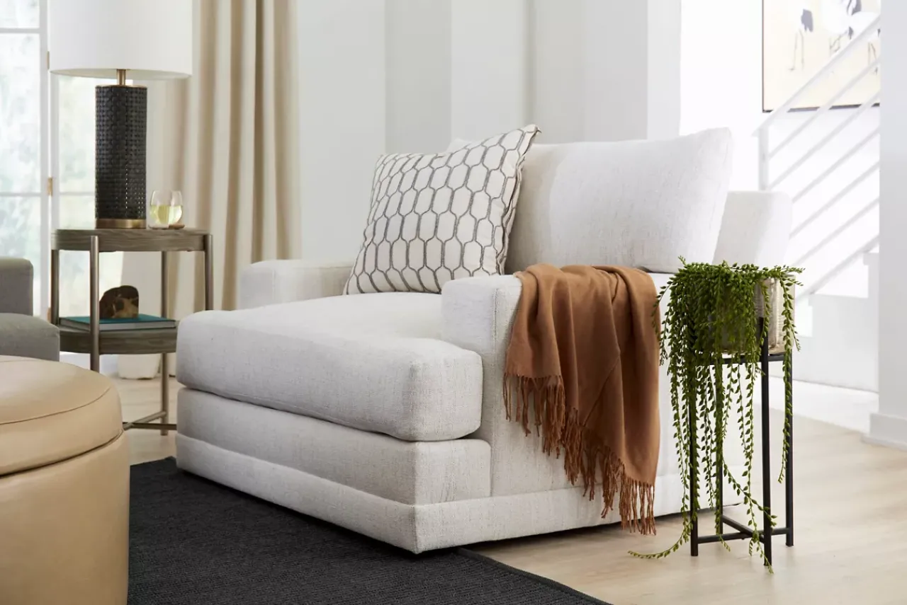 Havertys Audrey Swivel Chair Zuri Natural Sale