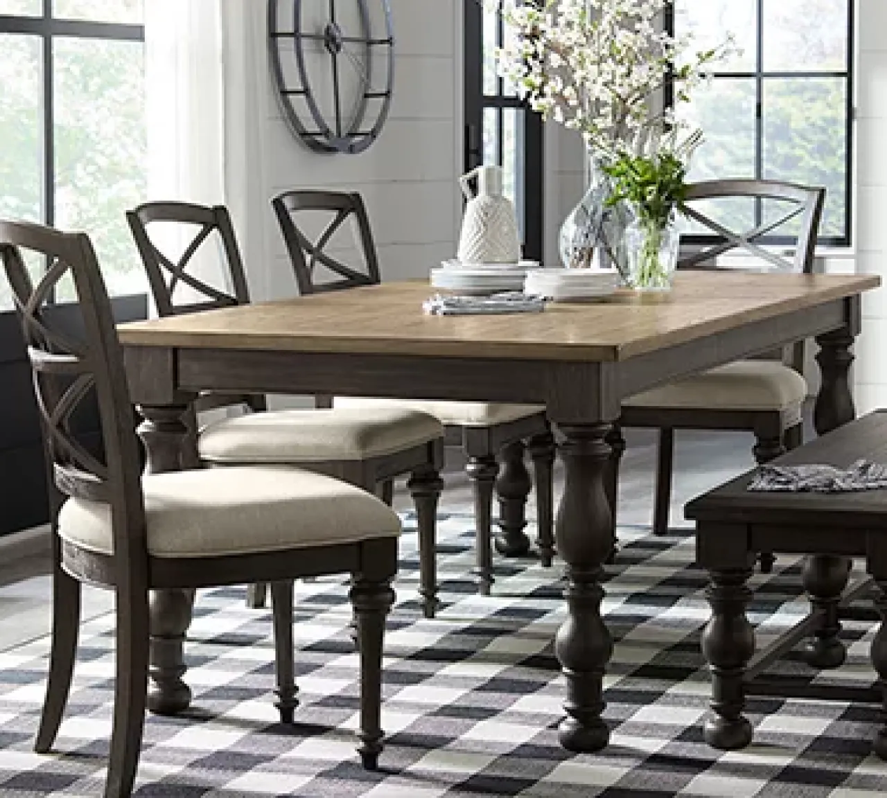 Havertys Barrington Dining Table Hot