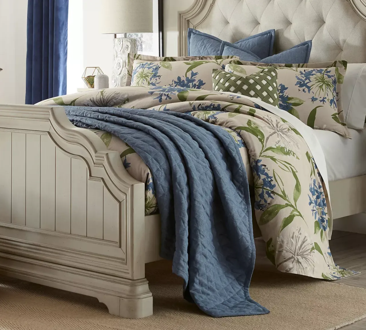 Havertys Beaufort Coverlet Ensemble Hot