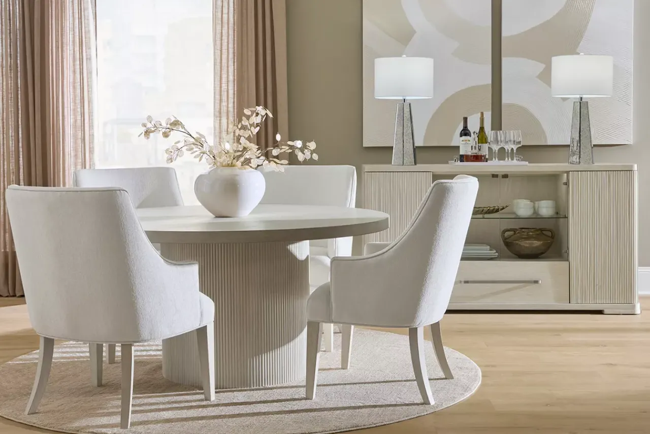 Havertys Cascade Round Dining Table New
