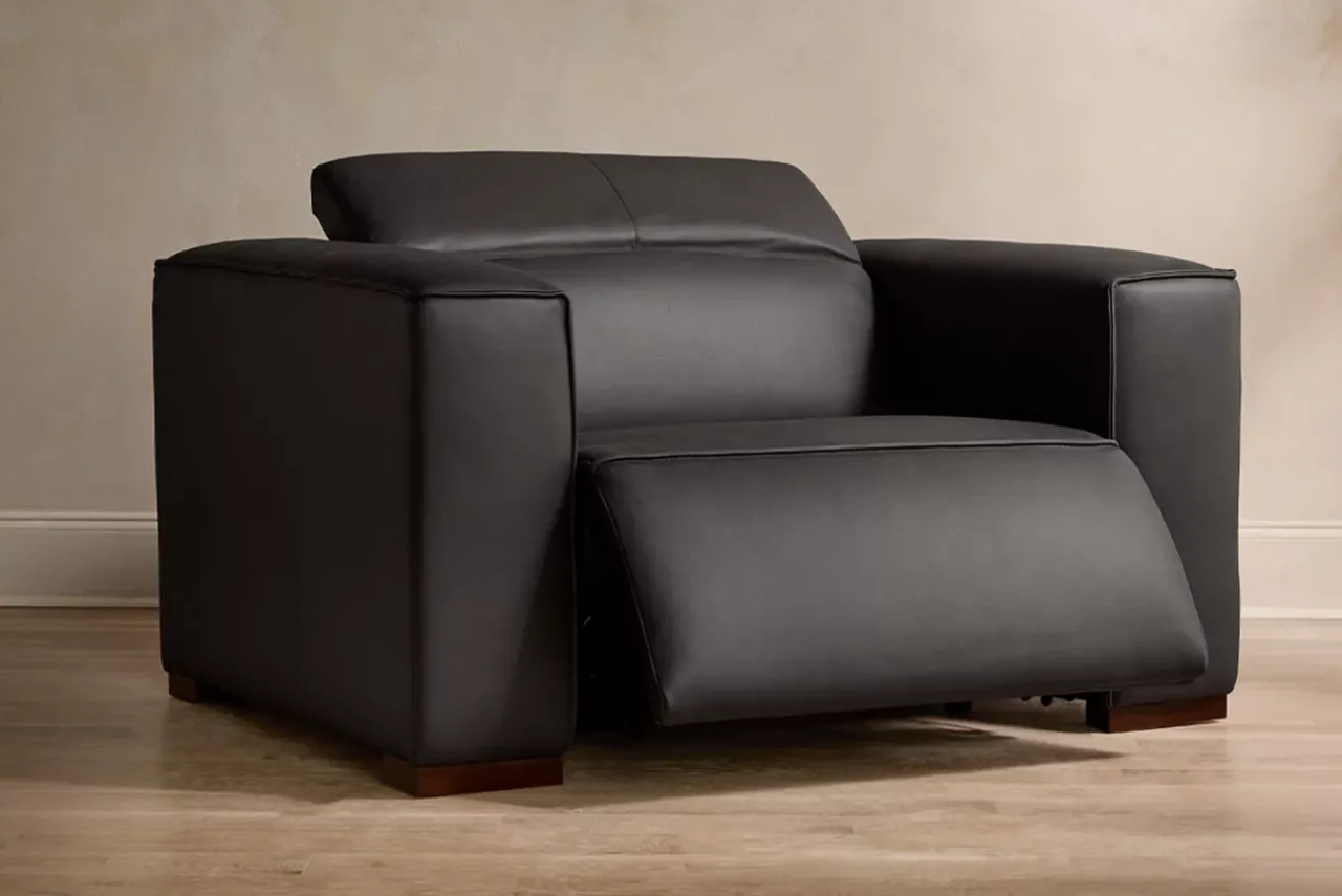 Havertys City Chic Power Recliner Outlet