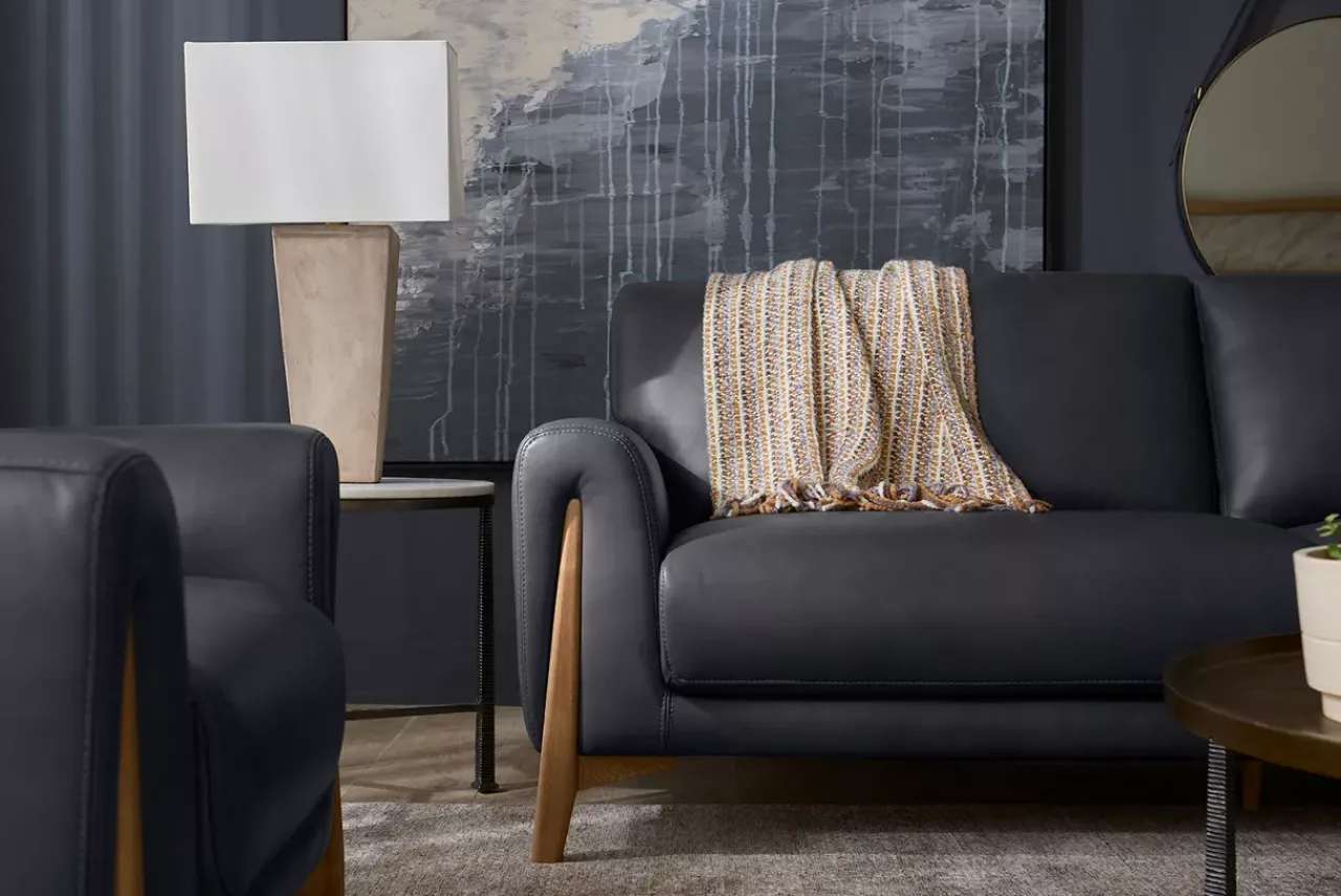 Havertys Devon 2 Seat Sofa