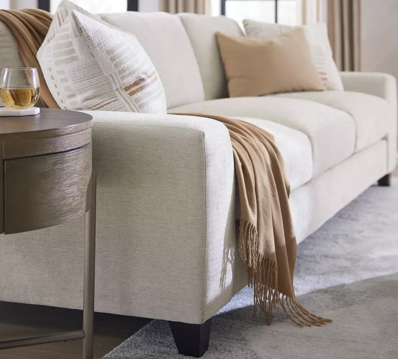 Havertys Harmony 97 Inch Sofa Hot