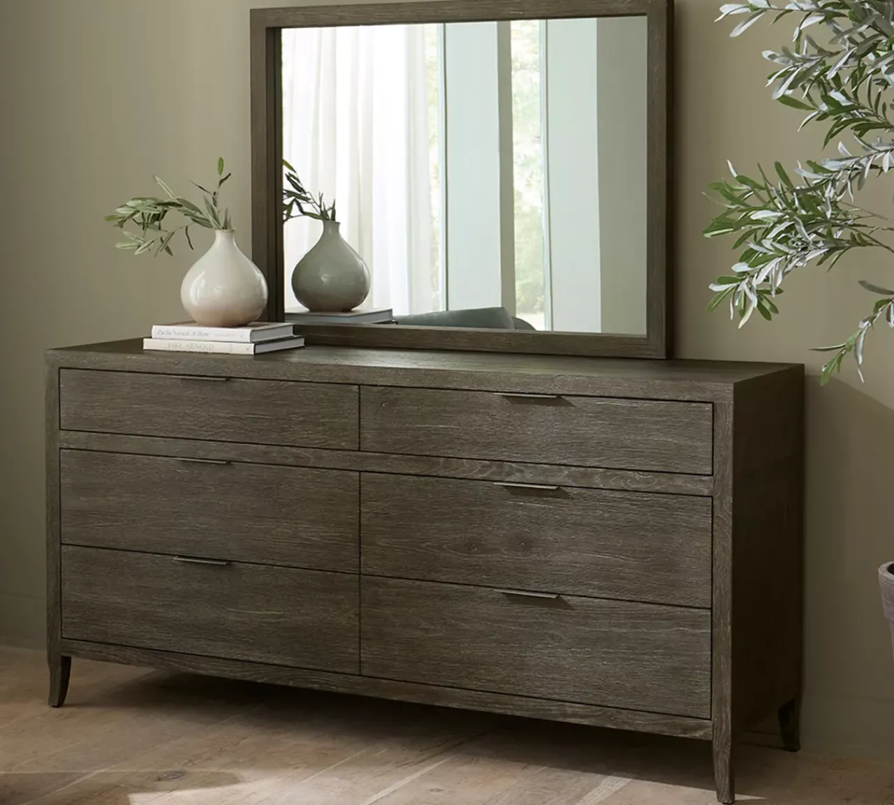 Havertys Keswick Dresser