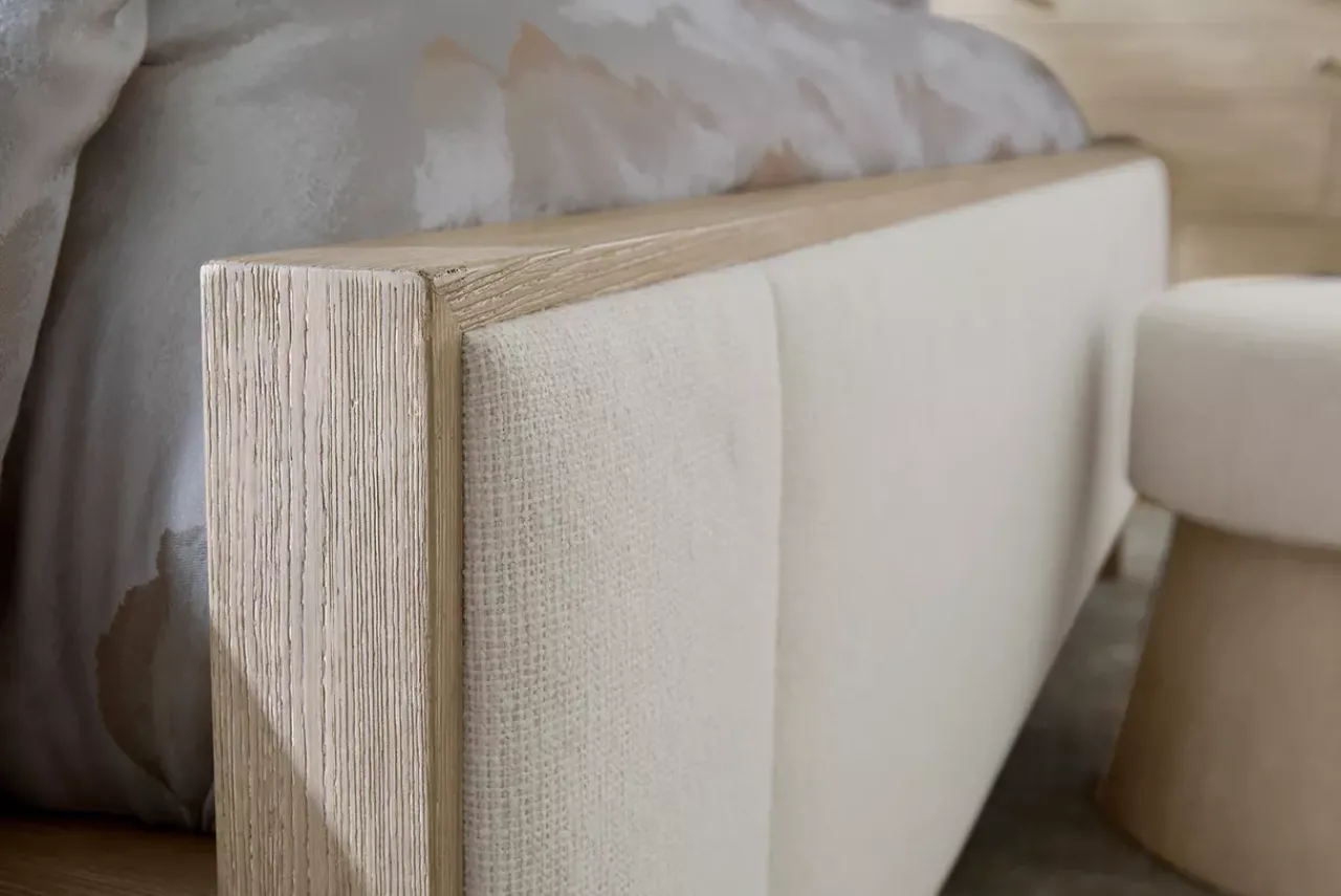 Havertys Lane Park Upholstered Bed