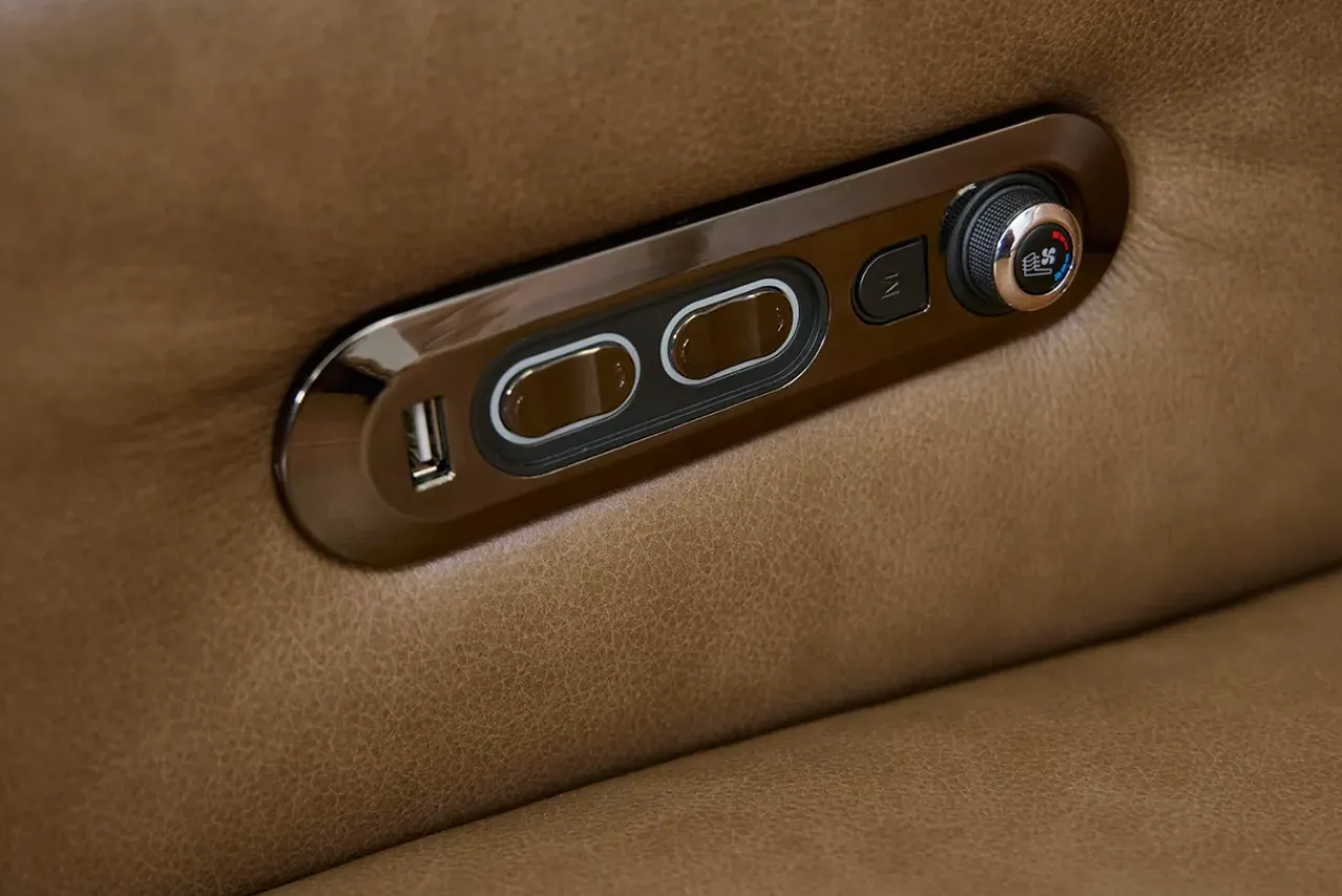 Havertys Milton Power Sofa Saddle Online