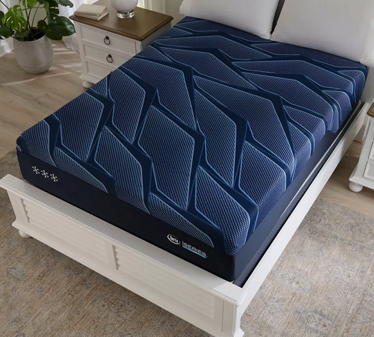 Havertys Serta® iSeries NXG™ Hybrid 1500 Firm Mattress Online