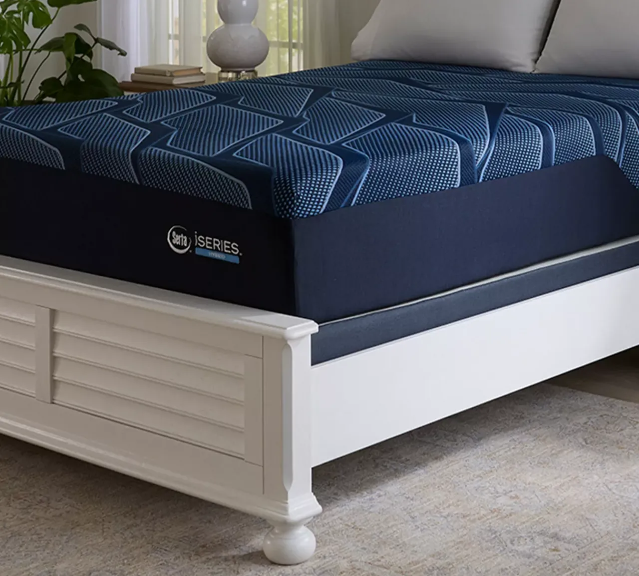 Havertys Serta® iSeries NXG™ Hybrid 2500 Plush Mattress Clearance