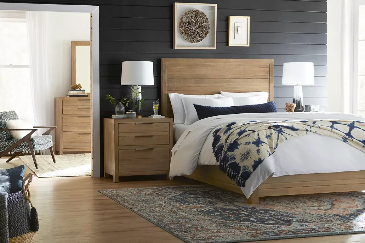 Havertys Sherman Panel Bed Outlet
