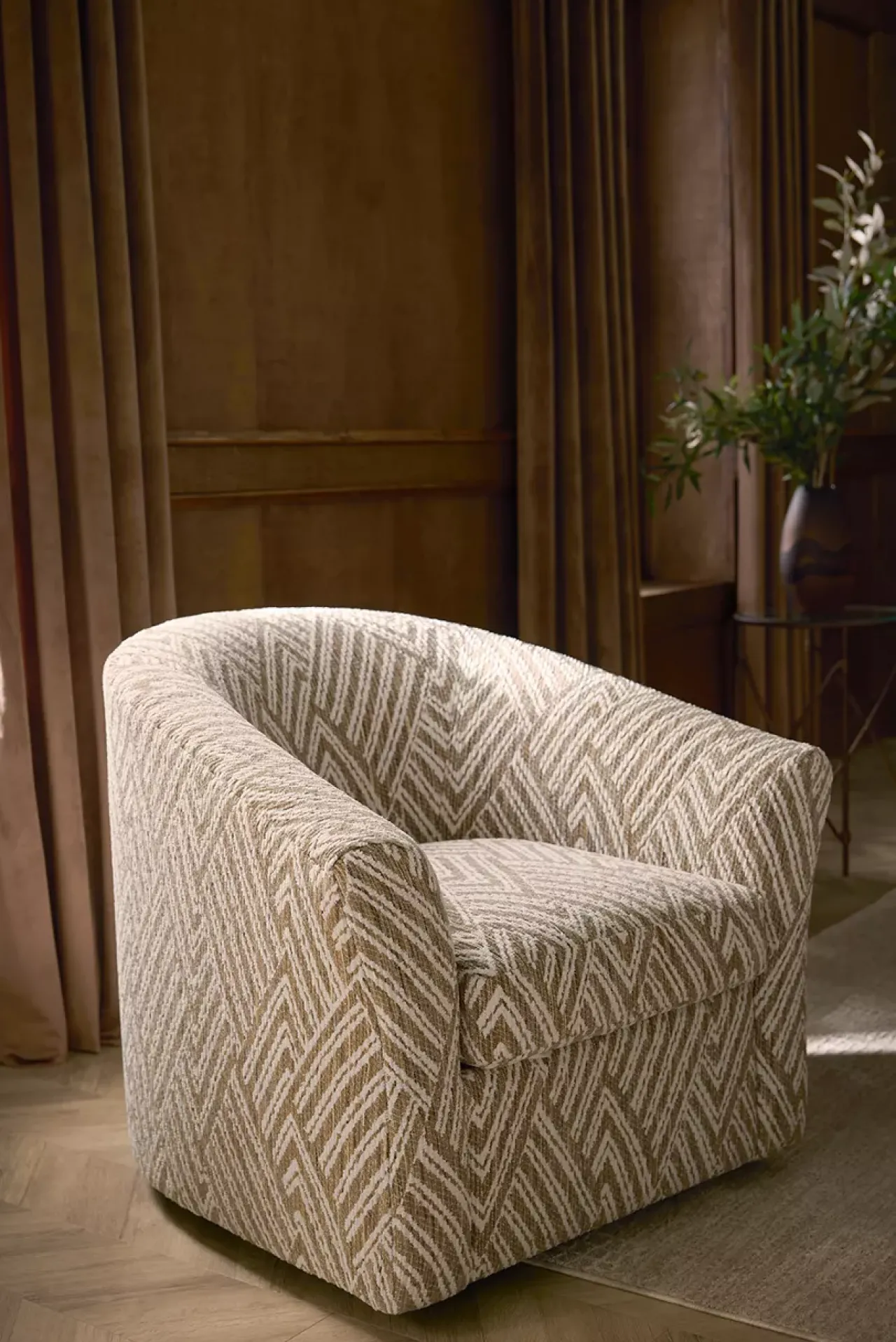 Havertys Shiloh Swivel Accent Chair Zain Dusk Outlet