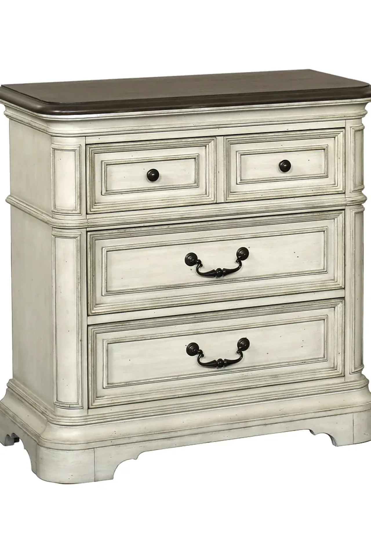 Havertys Veranda Bachelor Chest Antique Cream Outlet