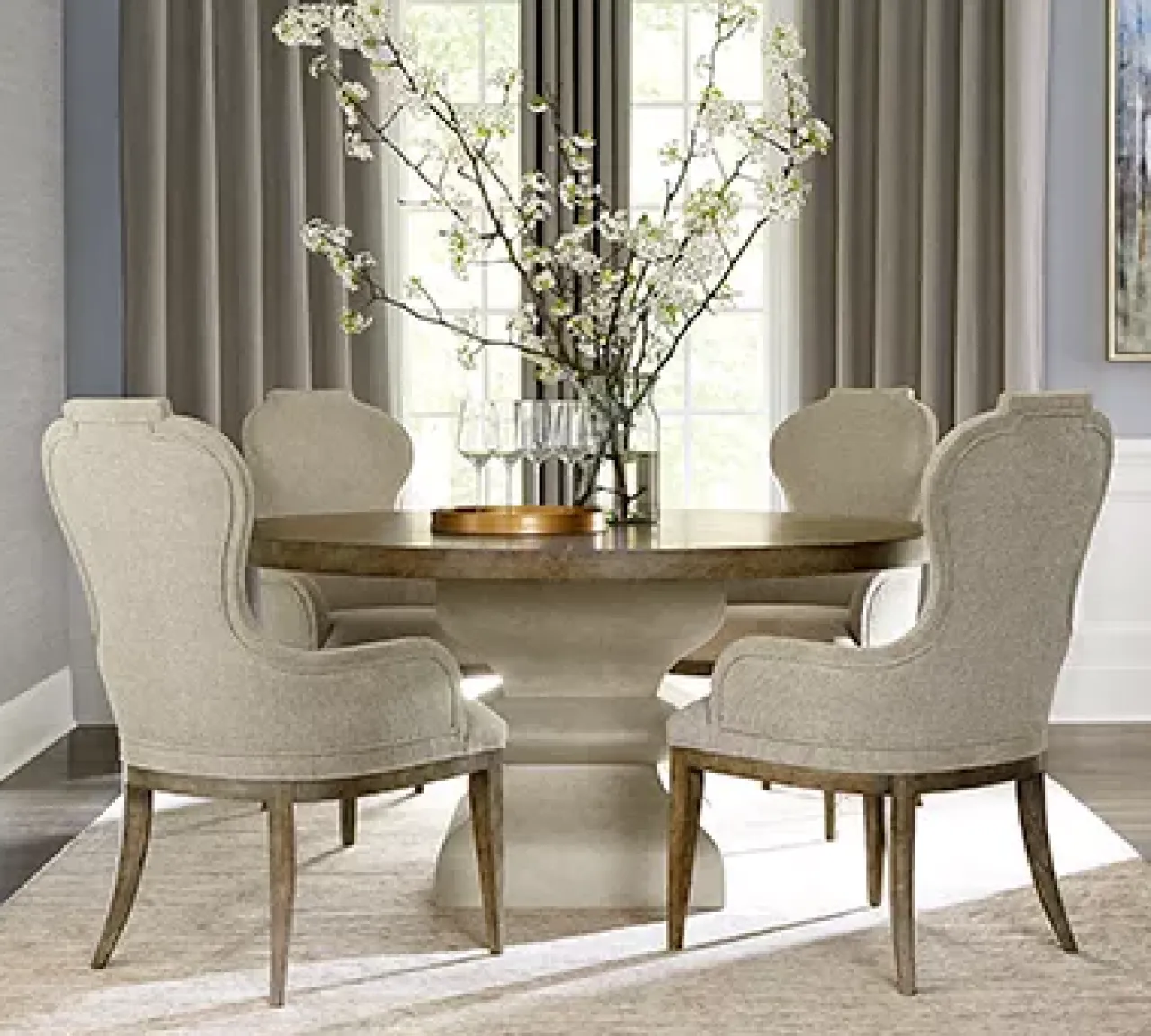 Havertys Westcliffe Round Dining Table New