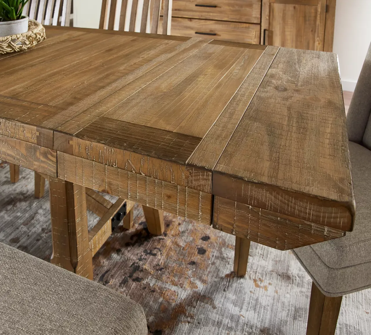 Havertys Woodstock Dining Table